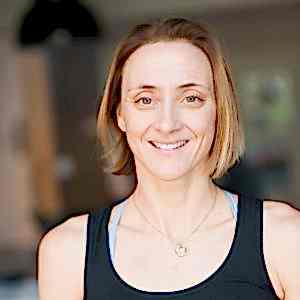 power-yoga-alix-dharma