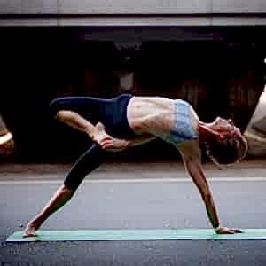 Alix+Yoga+2-47